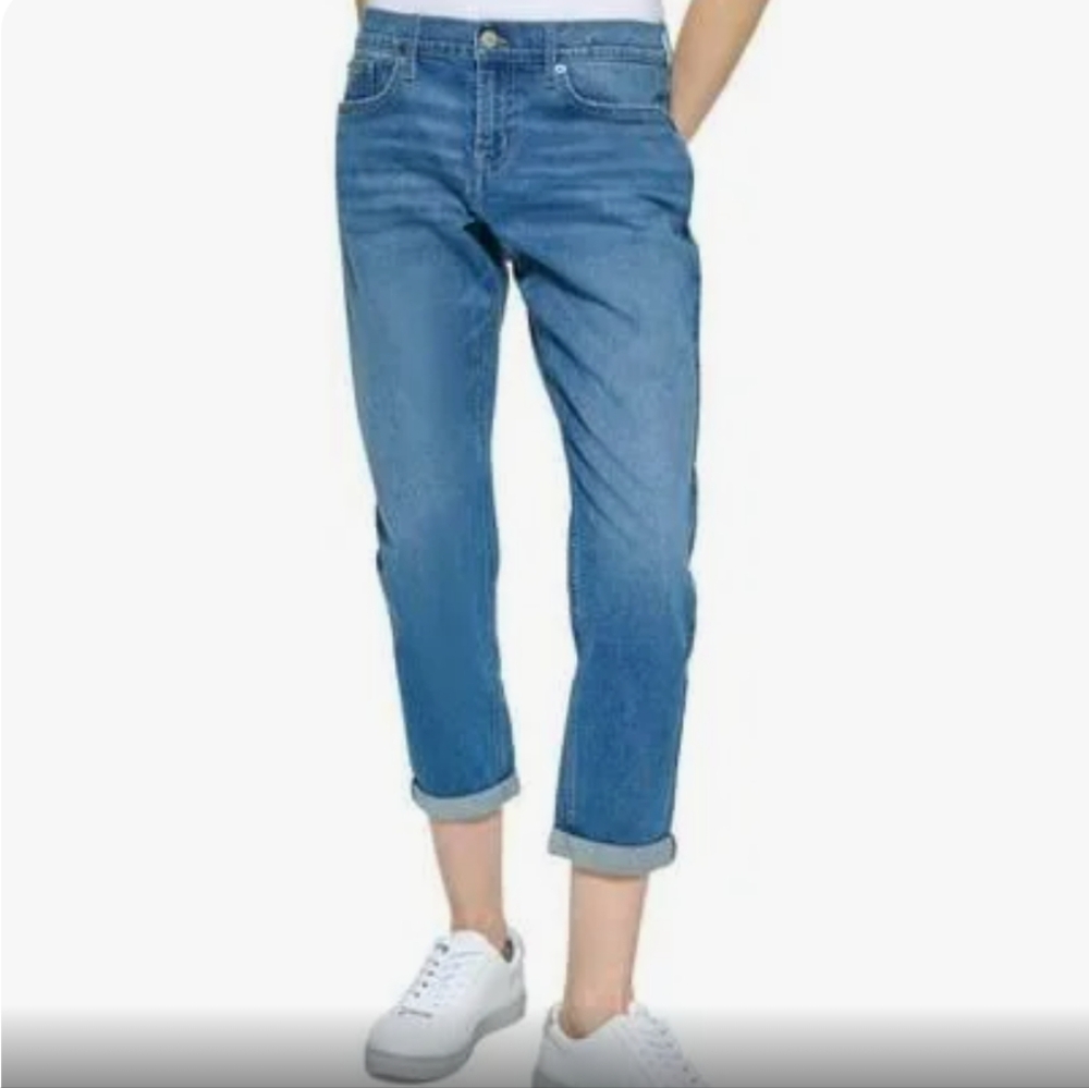 Calvin Klein Jeans Distressed Midrise Boyfriend Jeans